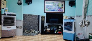 mặt tiền gần lê văn việt siêu rộng 15,2m - đất tặng nhà có dòng tiền - giá 7,7 tỷ