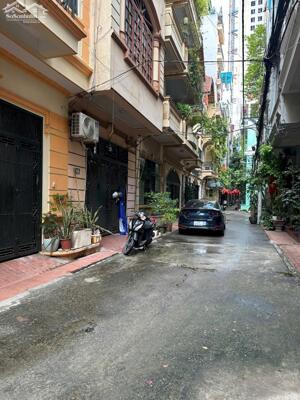 Mặt Ngõ Thông Khuất Duy Tiến - Thanh Xuân, 2 THOÁNG, Ô Tô đỗ cửa, 50m2, MT 4.2m, 17.5 Tỷ