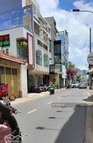 mặt tiền nguyễn trọng tuyển khuvip thông nguyễn văn trỗi 3 tầng, phú nhuận giá tốt