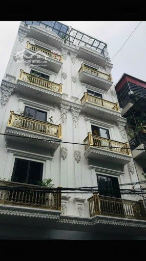 vip lô góc nhà nguyễn khánh toàn. ngõ ôto thông thang máy 52m2 x 5 tầng chỉ 20,85tỷ