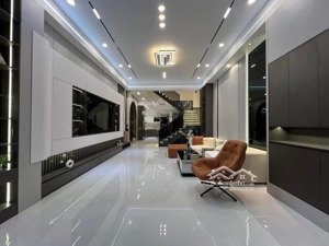 bán nhà gần tên lửa, hxh thông, nở hậu 2 tầng nhỉnh 5,3 tỷ