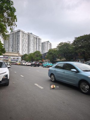 bán đất tặng nhà cấp 4 mặt tiền kinh doanh đinh thị thi, ngay khu đô thị vạn phúc