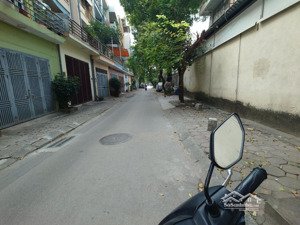 siêu phẩm nhà dòng tiền vạn phúc 121m2 3 tầng lô góc mặt tiền 16m