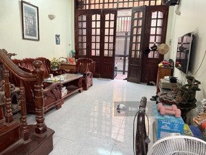 (009) mặt ngõ phân lô quận cầu giấy-mt 5m - ôtô tránh - vỉa hè - kinh doanh - nhà dân xây chắc chắn