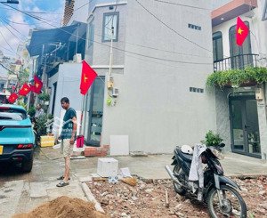 hxh ô tô gần bv gia định nhà mới keng giáp q1 chỉ 4 tỷ