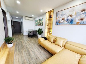 bán căn hộ 2 ngủ đầy đủ nội thất tầng trung nhà mới giá chỉ ngoài 3 tỷ