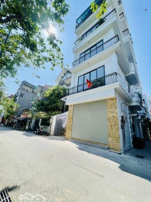 rinh nhà mới bồ đề- đón tết- đón nhiều lộc mới tốt lành-lô góc-mặt phố-view hồ-oto trong nhà-