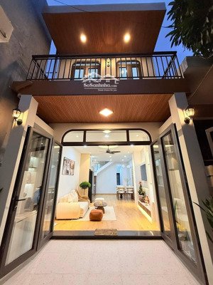 nhà mới 2 tầng phố trần hưng đạo, sơn trà sát cầu rồng và sông hàn nhộn nhịp ở ngay 6.8 tỷ c.chủ