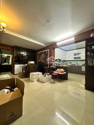 trung tâm quận hai bà trưng, nguyễn công trứ-nhà 2 mặt ngõ trước và sau- kinh doanh đỉnh- chỉ 42 tỷ