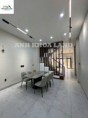 nhà 1 trệt 2 lầu mặt tiền đs38 ngay phạm văn đồng, vừa ở vừa kinh doanh, vị trí vip pháp lý chuẩn