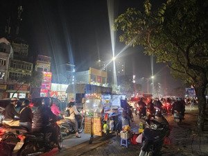 85m2 3t, mặt phố lô góc tại hoàng mai chỉ 21ty , tòa văn phòng siêu víp chưa đến 30 tỏi.