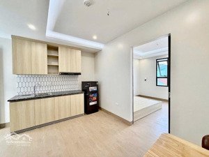 cho thuê 1 ngủ 1 khách đầy đủ tiện ích tại cầu giấy. giá 8,5 triệu, 40m2