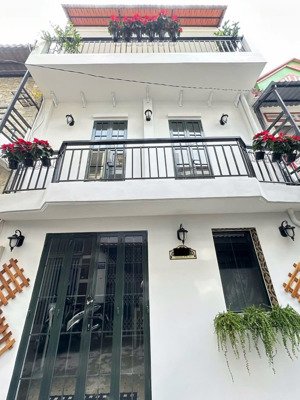 bán nhà phố trần xuân hoà-p5-q5, gần đh hùng vương.giá 3tỷ900tr /72m2, đang cho thuê 20 tr / tháng