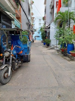 nhà góc mtnb khu dân cư bình phú 1 . p11 . q6