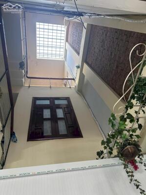 Bán nhà đường Trần Hữu Dực kinh doanh đắc địa. 100m2 3 mê