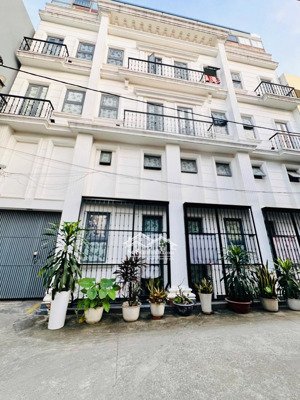 chdv 4 tầng sẵn thu nhập khủng 90 triệu/tháng - đường nhựa 6m thông - sát phạm văn đồng - 120m2