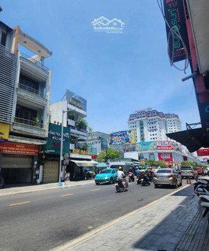 nhà 4 tầng mặt tiền hùng vương,hải châu, cạnh chợ cồn. chợ hàn. s= 176m2 ngang 6.1m,giá: 40.9 tỷ