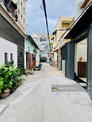 nhà mới hxh gần mt nguyễn văn khối_n4x15m 4tấm ngay cv làng hoa - hơn 7 tỷ - tl chính chủ