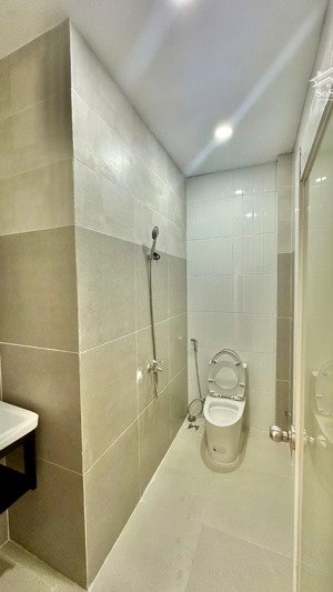 bán nhà hẻm xe hơi 4m16m đúc 1 trệt, 2 lầu, 1 sân thượng ở phú thọ hòa, tân phú