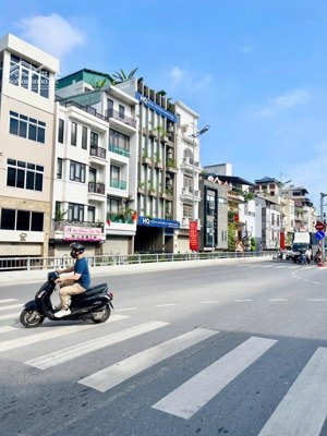 c tuyết chia sẻ: anh chị lấy nhau hơn 10 năm, hai vợ chồng tích góp từng chút mới mua được căn nhà