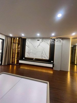 chỉ nhỉnh 20 tỷ! có ngay hoa hậu nguyễn phúc lai, 2 ô tô tránh, ô tô dừng đỗ ngày đêm, kd đỉnh,58m2