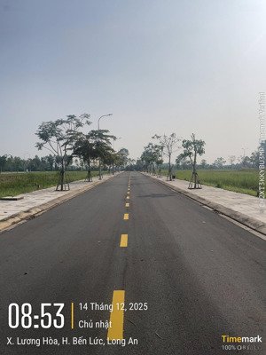 bán đất thổ cư 80m2 giá 1,9 tỷ tại đường 830, lương hòa, bến lức, long an
