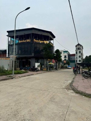 bán đất khu đấu giá x3 đông lao , đông la, hoài đức, hà nội -view vườn hoa