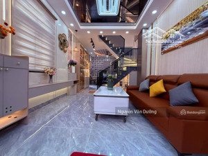 bán nhà 2 thoáng phố cát linh, ngõ nông gần phố, cách ô tô 40m, dân xây chắc chắn, dt 43m2 * 5 tầng