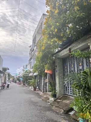 bán nhà 5 tầng phạm văn đồng - hẻm xe hơi ngủ trong nhà - ngang 5 hiếm - 60m2 - 9,5 tỷ còn bớt