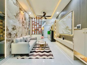 bán nhà nguyễn tất thành - q.4 giá chỉ 2,2 tỷ - sổ hồng riêng - hẻm 5m oto thoải mái - nhà đẹp mới