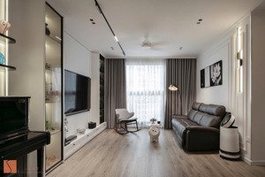 em cần bán gấp căn hộ ecolife tây hồ,giá 100 triệu/m2, diện tích 106.9m2, 3pn, 2wc, hướng bắc, nam