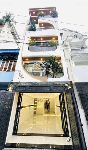 bán nhà riêng vĩnh hội q4 3,42 tỷ 3 tầng 67,5m2(4,5x15) 4pn hẻm xe hơi | shr | hđt 18tr |