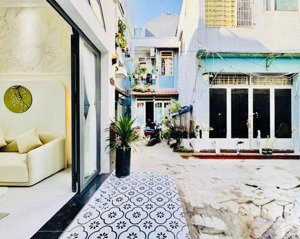 nhà ngthái sơn p5gv 30m2 lửng lầu sân xe gần chợ, vincom h.tb full nt giá4,85 tỷ tl lh 