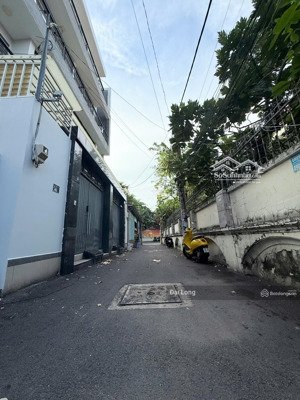 đất thảo điền vị trí đẹp, khu dân cư cao cấp 5,14 x 17,79m giá 25 tỷ tl