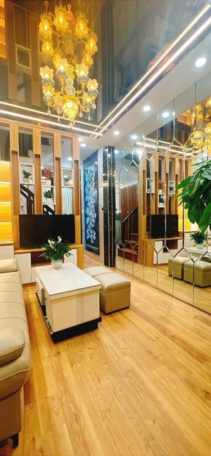 siêu đẹp! bán nhà phố pháo đài láng, ngõ to rộng thoáng sáng, 2 mặt thoáng, 40m2, 5 tầng