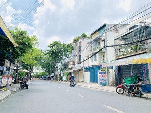 mặt tiền kinh doanh đường phạm vấn gần nguyễn sơn. ngang 4,2m dài 27m. giá tốt 11,3 tỷ. đường 16m