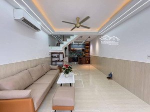 bán nhà 1trệt 3lầu mặt tiền lê ngọc hân phường 1 thành phố vũng tàu gần biển bãi trước giá 9,9 tỷ