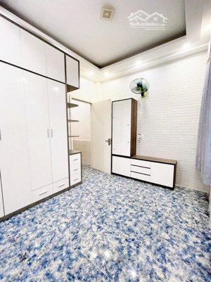 chủ bán gấp nhà 4 tầng btct, 20m ra mặt tiền phan văn trị, gần học viện cán bộ, p11, bình thạnh