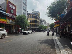 khu vip phố bùi viện - 3 bước ra mặt tiền - 2 tầng vuông vức hoàn công, 2wc - đang cho thuê 8tr/th