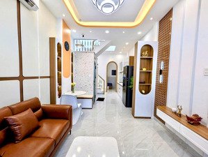 nhà đẹp 2 tầng 3pn nội thất, hẻm xe hơi khu ẩm thực phan xích long - vạn kiếp chỉ 5,9 tỷ tl