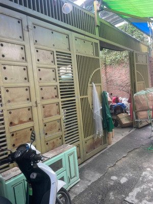 nhà kiệt lê duẩn, đoạn ngay ngã 3 trung tâm