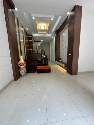 siêu phẩm đội cấn, ngõ rộng ba gác tránh, dân xây, mt rộng kd đỉnh, 35m2*5t, full nt về ở ngay