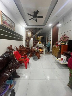 bán nhà riêng tại sư vạn hạnh, 5,5 tỷ, 40 m2, giá cực chất