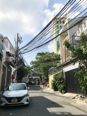 tăng thu nhập thêm 20tr/tháng, chủ tặng dãy trọ 200m2, gpxd 4 tầng ngay xa lộ hà nội, hiệp phú, q9