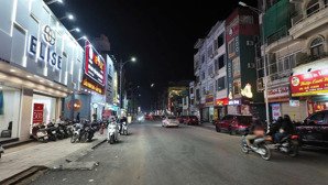 mặt đường lê lợi, có sẵn hđ thuê