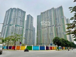 tôi bán căn 1pn+ toà a3 (vay ân hạn) giá 4,35 tỷ tại lumiere evergreen lh: 