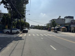 mặt tiền man thiện 300m2 - khu ẩm thực sầm uất - giá 13,5 tỷ.