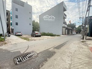 bán nhà sát quốc lộ 6 phường biên giang - 33m2 x 4.5 tầng - giá 4,9 tỷ - cực hiếm