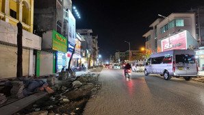 mặt đường lê lợi, 2 thoáng, gần lê quang đạo