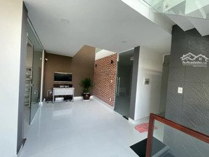 bán biệt thự 200m2, giá ưu đãi 24,7 tỷ tại d12, phước long b, thủ đức, hcm